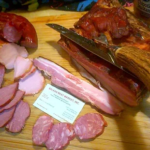 Best Smoked Meats wows delicious  since 1975 a must try. Love  you will  too.