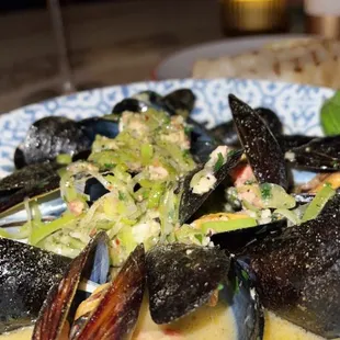 Steamed mussels