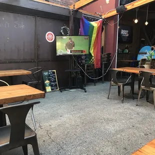 Outdoor area has tv for sports