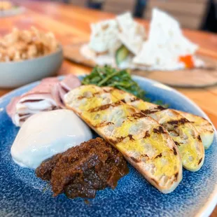 Shaved ham &amp; burrata. Photo by @martiwantsmore