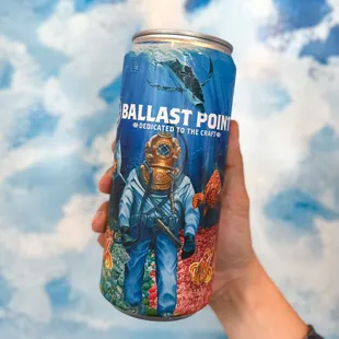 Crowler to go. Photo by @martiwantsmore