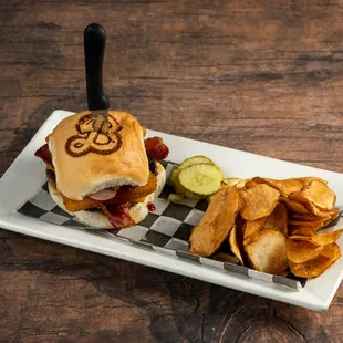 Heavy Weight Champion Hamburger