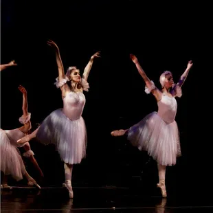 Act 2 Swan Lake, Watz, Dual Arabesques June 9 2019