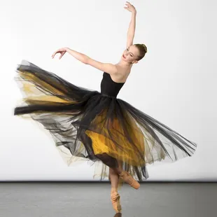 Ballet Tucson Corp Dancer Dancer Sarah Whitehead Photo by Ed Flores