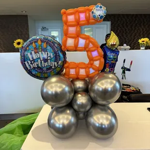 Tabletop Balloon decor