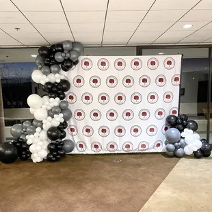 School graduation Balloon garland