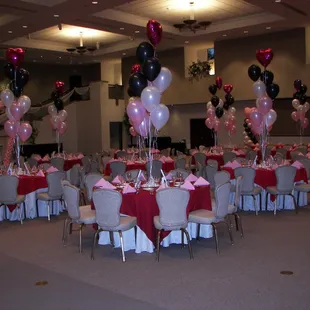 Sweet 16 Balloon Decor