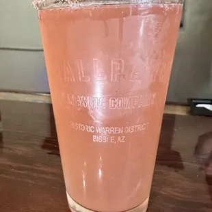 Seltzer featuring flavor Cranapple