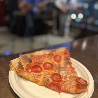 Carne/ Meat Lovers Slice