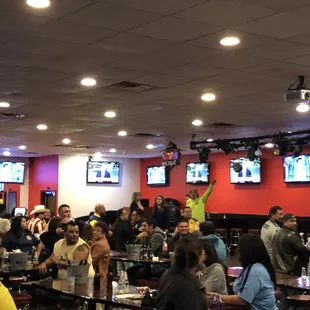 a large group of people