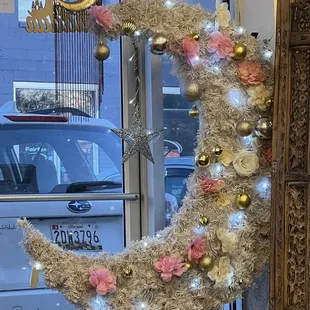 Decorated crescent moon