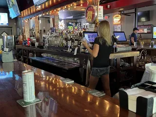 Raccoon's Bar and Grill