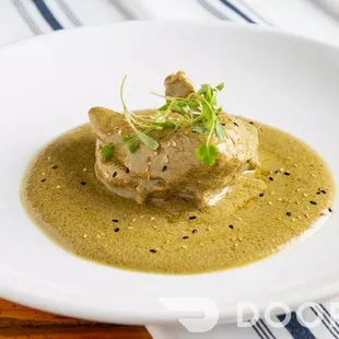 Pipian verde with Jidori airline chicken breast