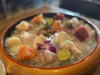 Kuma Sushi & Asian Fusion