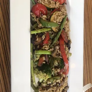 Veggie bowl and gluten free, dairy free pizza was excellent!!!