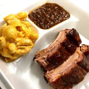 Smoked Ribs with Mac N Cheese and our famous Bama Beans