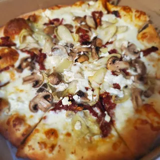 Mushroom and Artichoke Pizza