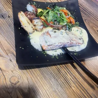 Salmone Plate