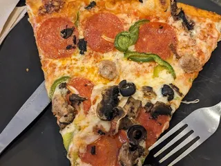 Rizzoli's Pizza