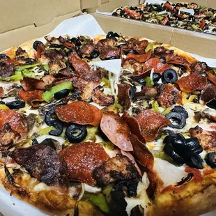 food, pizza