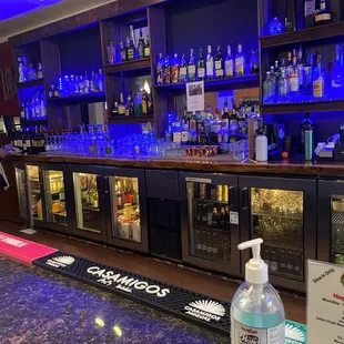Full bar