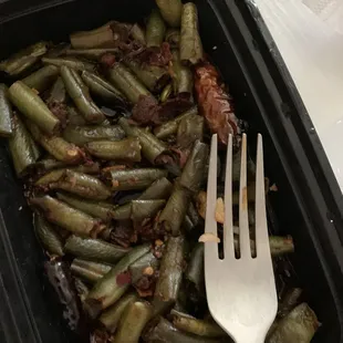 Very small portion bacon green beans, not like the photo they advertise.