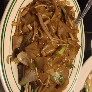 Beef chow fun