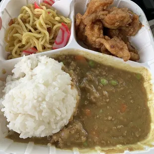 Hamburger curry &amp; crispy chicken