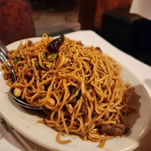 Beef Lo Mein