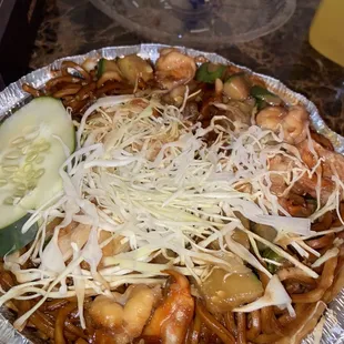 pepper shrimp chow mein