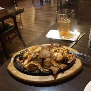 oysters and mussels, mussels, food, shellfish, oysters