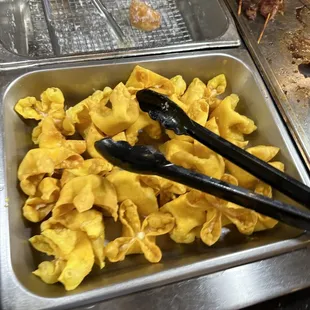 &quot;New&quot; crab Rangoon. Not nearly as good as it used to be.