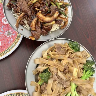 Mongolian Beef and T19. Pad See Ew