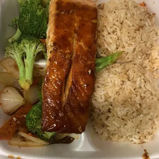Hibachi Salmon juicy!!!
