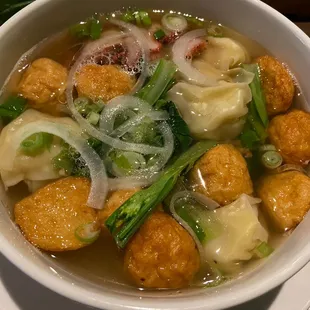 Wonton and Roasted Pork Noodle Soup - added fish balls. Wonton and pork are flavorful. I like the veggies too.