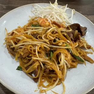 ramen and noodles, food