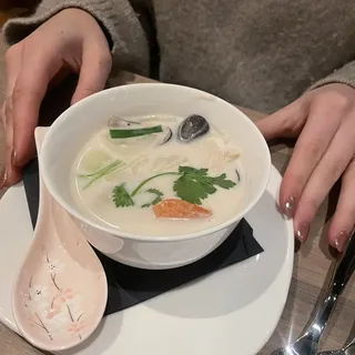 Small Tom Kha Soup