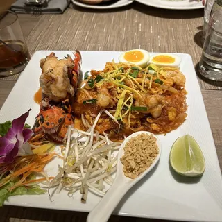 Penny's Lobster Pad Thai