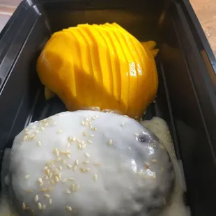 Mango sticky rice