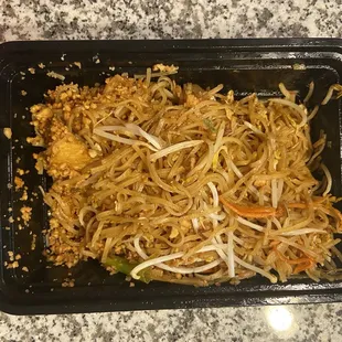 Pad Thai with tofu (not silken)