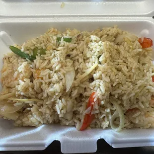 Seafood green curry fried rice (to go)