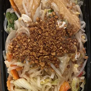 Pad Thai with tofu and extra vegetables