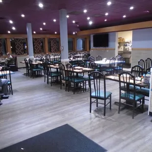 Dining room - looking west.