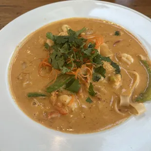 Red curry noodles