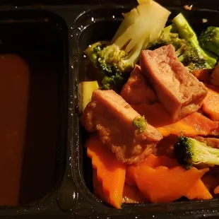 Broccoli stir fry, vegan by default ($13). Fine.