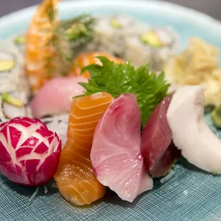 Sushi Sashimi