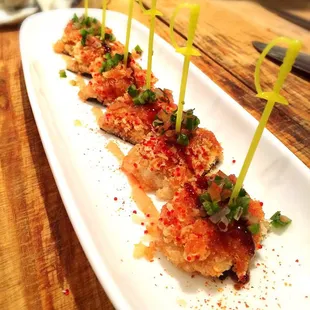 Chef create he call spicy tuna popper !