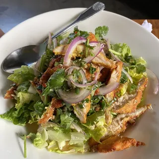 Crispy Lemongrass Chicken Salad