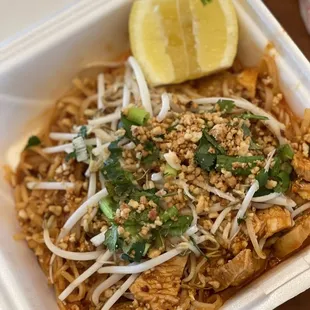 Chicken Pad Thai 2 Star