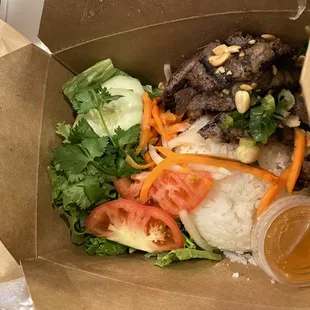 Beef lemongrass rice bowl